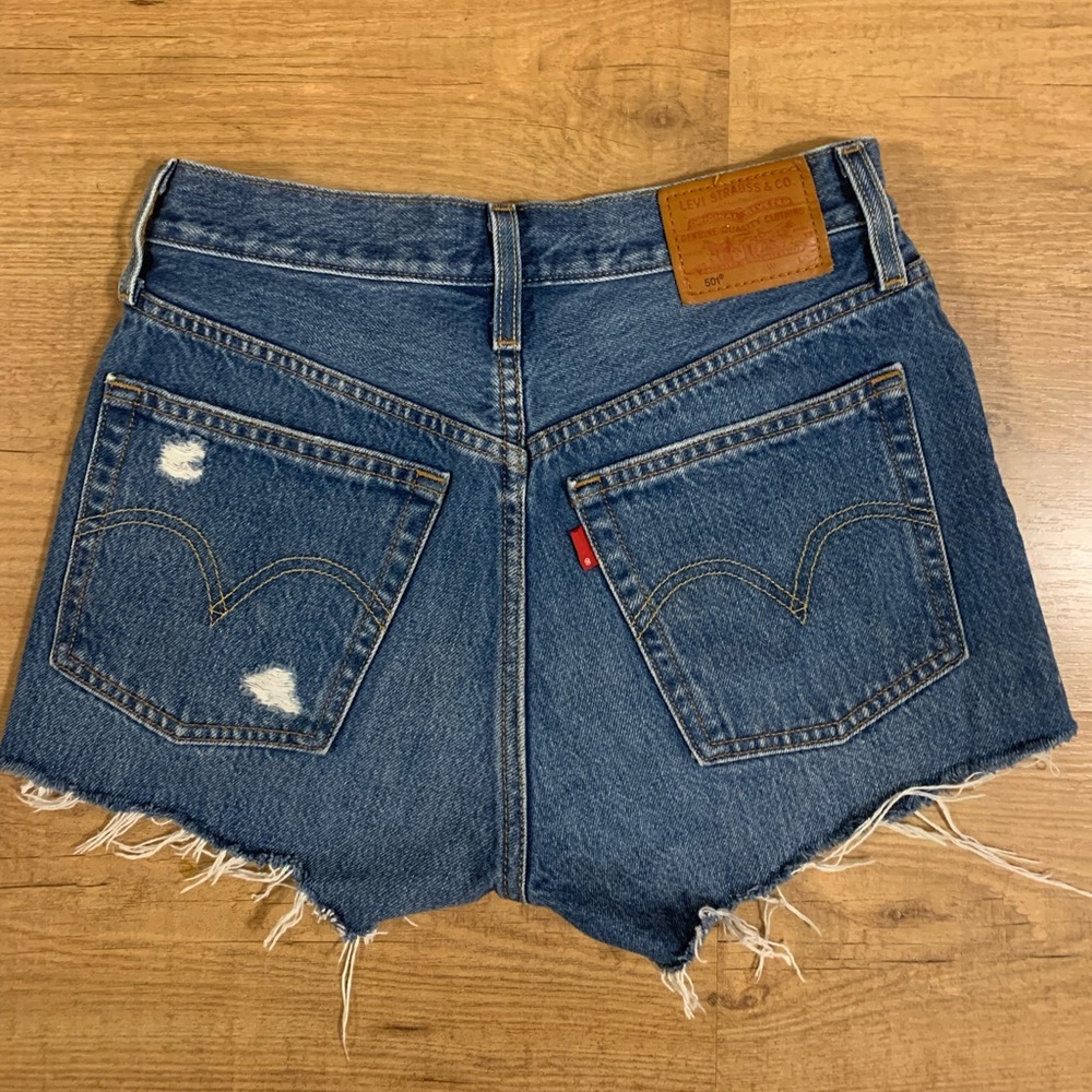501 Levi jean shorts